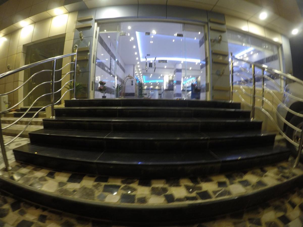 Narjess Jazan Furnished Hotel Bagian luar foto